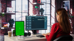 Docking Station Setup for Multi-Monitor Creators